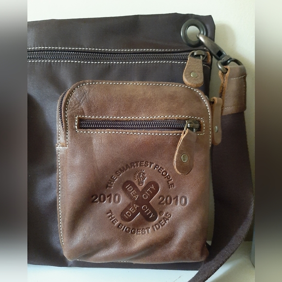 Roots Large Nylon/Leather Village Crossbody Bag - Picture 6 of 13